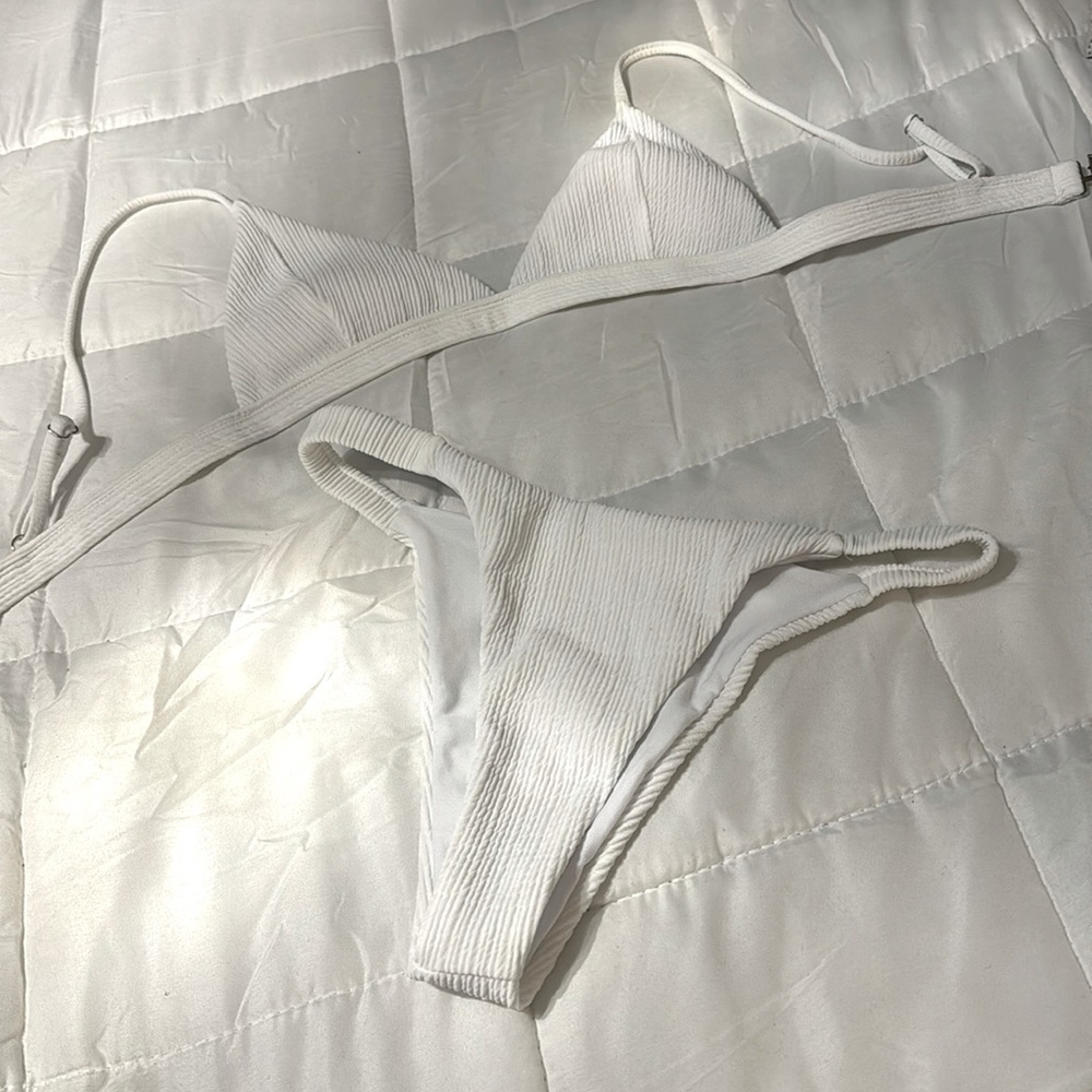 SHEIN SIZE SMALL WHITE BIKINI